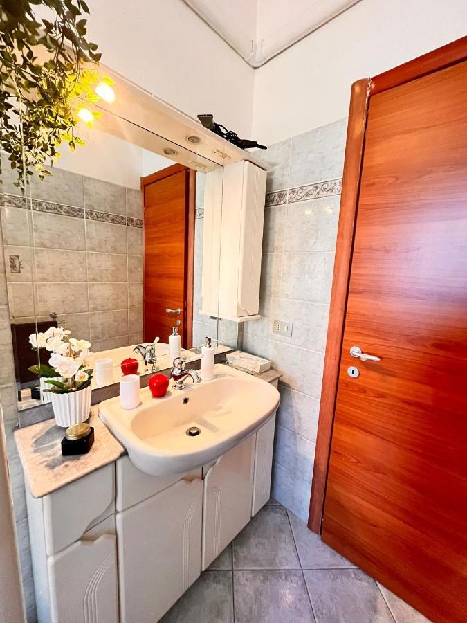 Sky Apartment A Due Passi Dalla Stazione Collegno Exterior foto